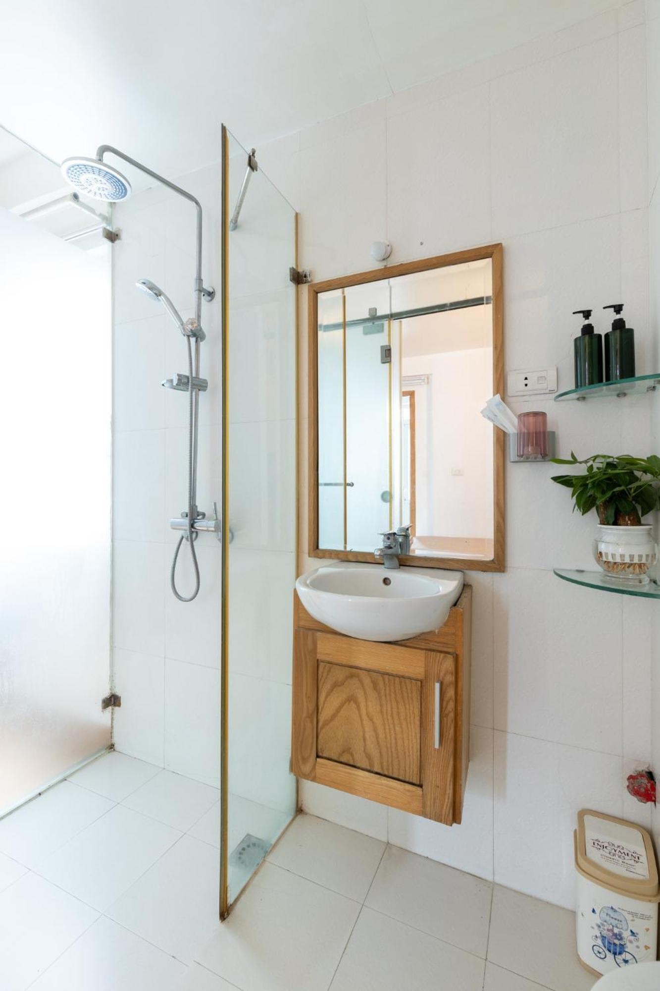 Cosy House - Center'S Tay Ho - Close The Lake Hanoi Exterior photo